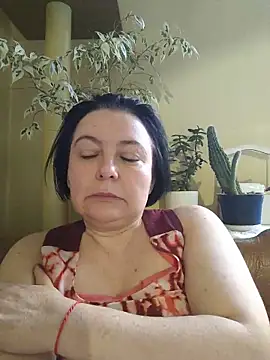 EmmaEmmy40 online show from June 13, 5:33 pm