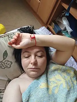EmmaEmmy40 online show from June 30, 4:35 am