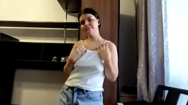 Snapshot of RebelDesiree chatting on July 19, 10:41 am RebelDesiree online show from July 19, 10:41 am