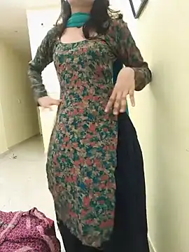 zoya baby  online show from July 31, 3:22 pm