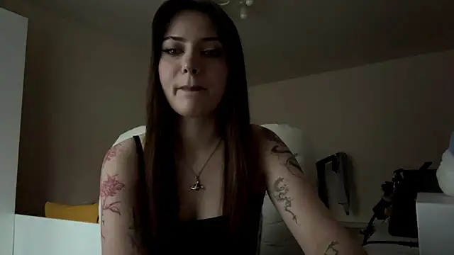 Snapshot of Great_newis chatting on May 22, 3:39 pm Great newis online show from May 22, 3:39 pm