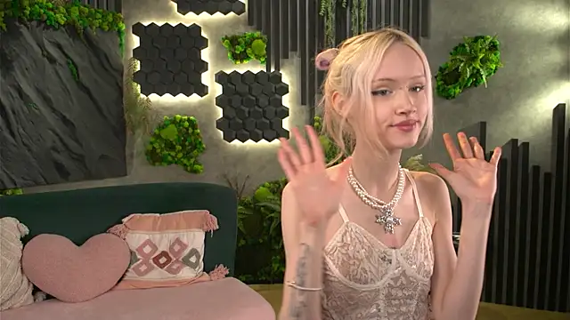 shishka angel online show from May 7, 1:27 pm