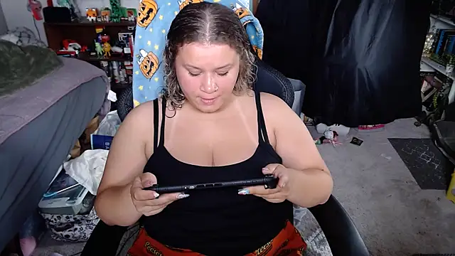prettybabygurl04 online show from May 13, 4:59 pm