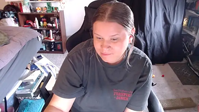 prettybabygurl04 online show from May 21, 5:20 pm