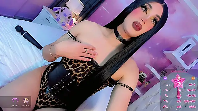 Snapshot of Lexxy_Mattell chatting on July 27, 5:14 am Lexxy Mattell online show from July 27, 5:14 am
