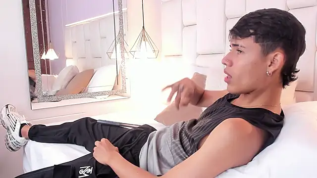 JacobFerrer online show from June 22, 5:54 pm