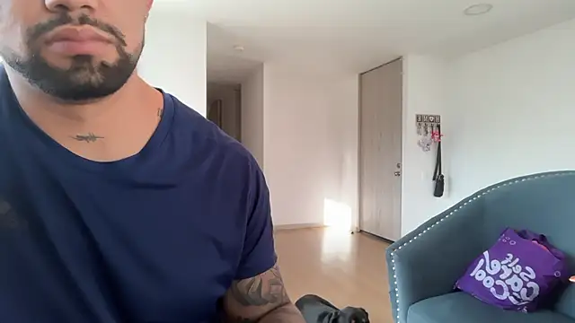 exclusivecouple69 online show from June 20, 10:01 pm
