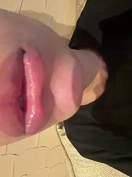 hotlips2026 online show from May 3, 3:07 pm