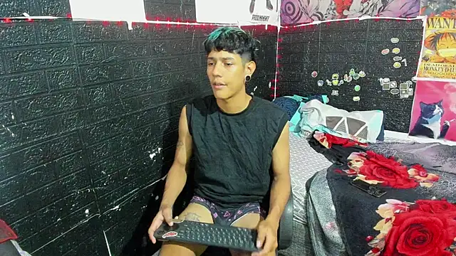 Snapshot of santos_dx chatting on July 18, 3:11 am santos dx online show from July 18, 3:11 am