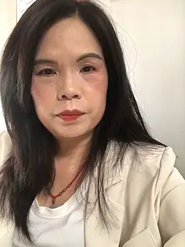 Snapshot of nidejiejie chatting on May 18, 1:45 am nidejiejie online show from May 18, 1:45 am