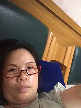 Snapshot of nidejiejie chatting on June 3, 2:33 pm nidejiejie online show from June 3, 2:33 pm