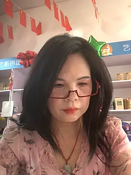 Snapshot of nidejiejie chatting on June 17, 12:24 am nidejiejie online show from June 17, 12:24 am