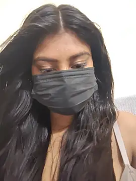 Snapshot of RAGNI-Love chatting on June 20, 5:32 am RAGNI-Love online show from June 20, 5:32 am
