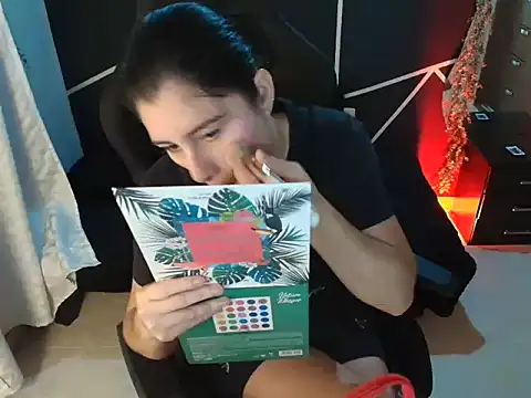 LUCYMILF SEXY online show from May 10, 1:38 pm