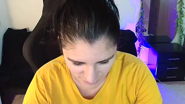 LUCYMILF SEXY online show from May 25, 5:52 pm
