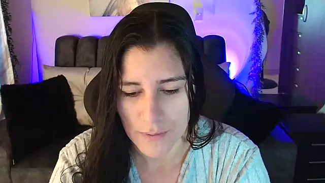 LUCYMILF SEXY online show from May 26, 7:32 pm
