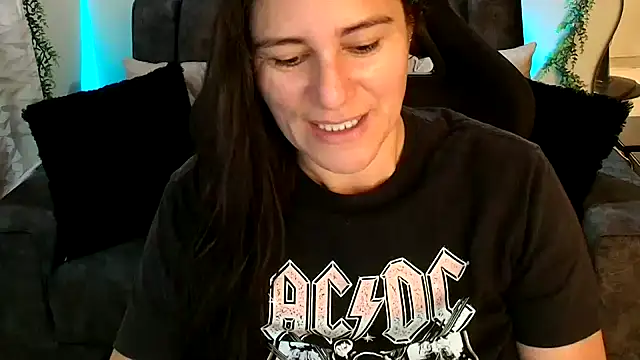 LUCYMILF SEXY online show from May 30, 2:47 pm