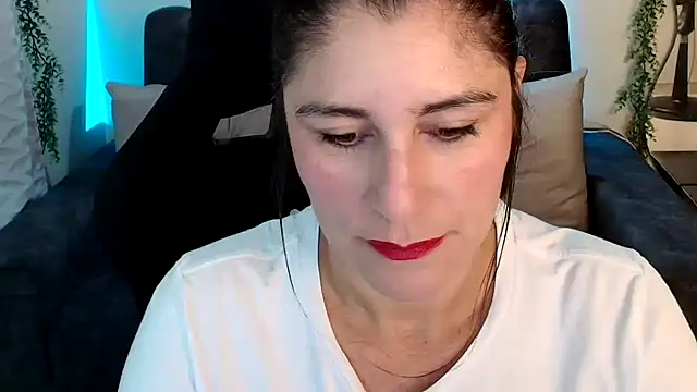 LUCYMILF SEXY online show from June 6, 4:01 pm