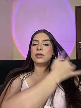 AriSweetener1 online show from May 15, 7:15 am