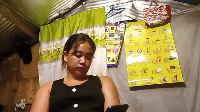 renamariz1 online show from July 18, 2:32 pm