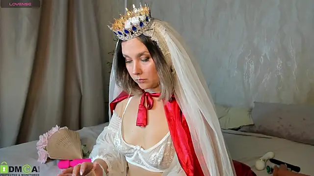Nikki Mi1k online show from June 26, 10:30 am