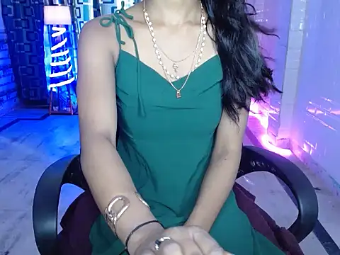 Snapshot of Annu_07 chatting on May 17, 11:06 am Annu 07 online show from May 17, 11:06 am