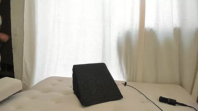 Snapshot of chicozen chatting on July 13, 9:06 pm chicozen online show from July 13, 9:06 pm