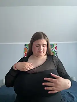 BustyPonyTease online show from May 5, 4:37 pm
