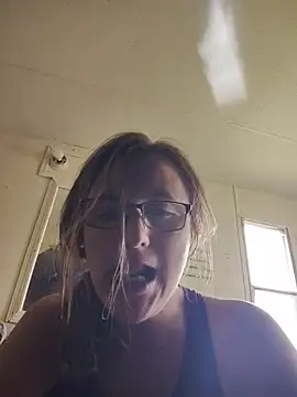 Queenle91 online show from June 20, 6:22 pm