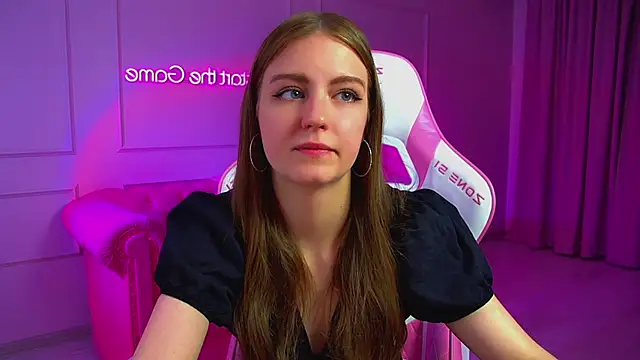 SofiaSarvains online show from June 10, 6:29 pm
