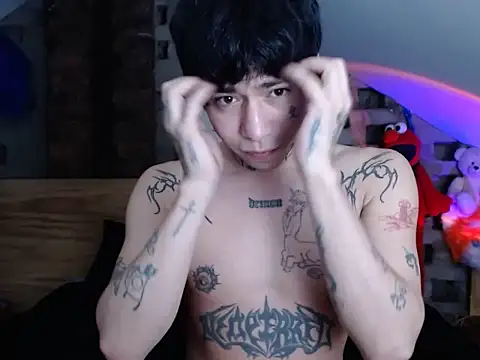Tattooeddig online show from May 6, 5:03 am