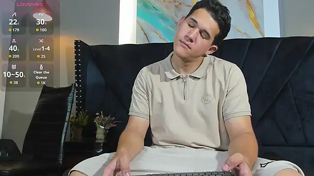 Snapshot of jacob_schneider chatting on May 22, 7:52 pm jacob schneider online show from May 22, 7:52 pm
