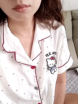 huiliu228 online show from May 25, 7:47 am