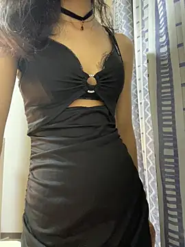 Snapshot of desi-randi chatting on August 6, 5:48 pm desi-randi online show from August 6, 5:48 pm