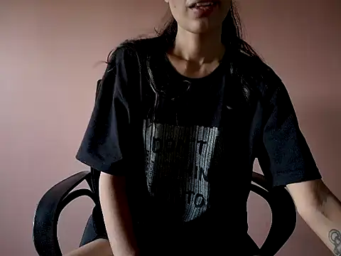 Sexyrossy7 online show from June 16, 8:17 am