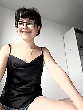 zyranoct online show from July 21, 2:41 pm