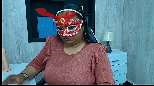 Rachell Carter online show from June 19, 4:39 am