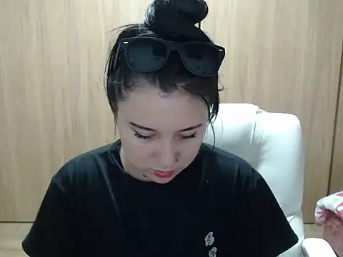 Haileey ross online show from June 26, 1:32 am