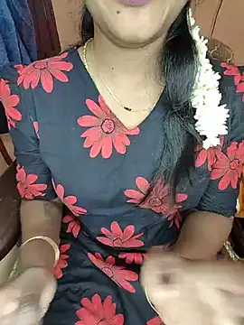 Snapshot of Tamil__Thara003 chatting on July 3, 6:20 am Tamil Thara003 online show from July 3, 6:20 am