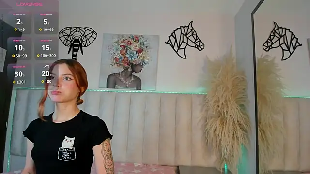 Snapshot of Kira_Venom chatting on June 11, 12:03 pm Kira Venom online show from June 11, 12:03 pm