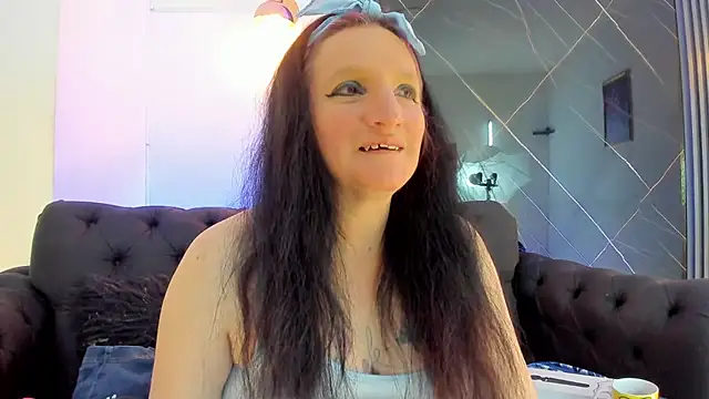 CloeMature online show from August 2, 3:38 am