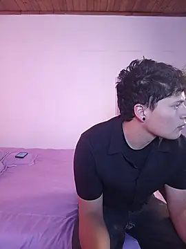 Wildseductor1 online show from August 2, 6:39 pm