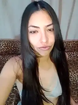Snapshot of CasiTuya chatting on June 19, 2:16 am CasiTuya online show from June 19, 2:16 am