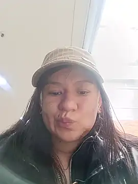 Snapshot of Bathory777 chatting on July 15, 2:22 pm Bathory777 online show from July 15, 2:22 pm