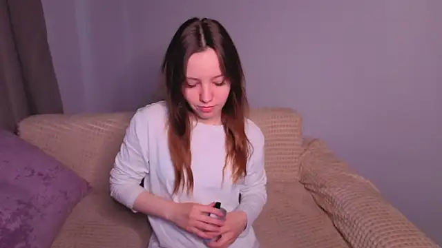 lolytaberry online show from May 25, 2:06 am
