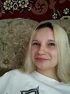 SallyMartinez online show from July 19, 10:08 am