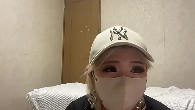 k 0404 online show from June 24, 1:54 pm