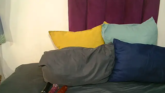 Snapshot of xxebony chatting on June 28, 3:12 am xxebony online show from June 28, 3:12 am