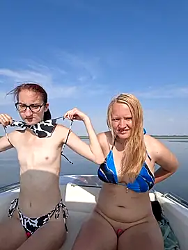 Sexycouple3518 online show from July 1, 2:51 pm