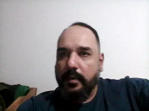 Snapshot of stallony chatting on July 6, 9:28 pm stallony online show from July 6, 9:28 pm